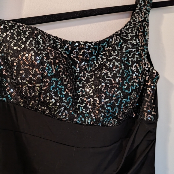 Ruby Rox Sequined Cocktail Dress - Picture 2 of 5